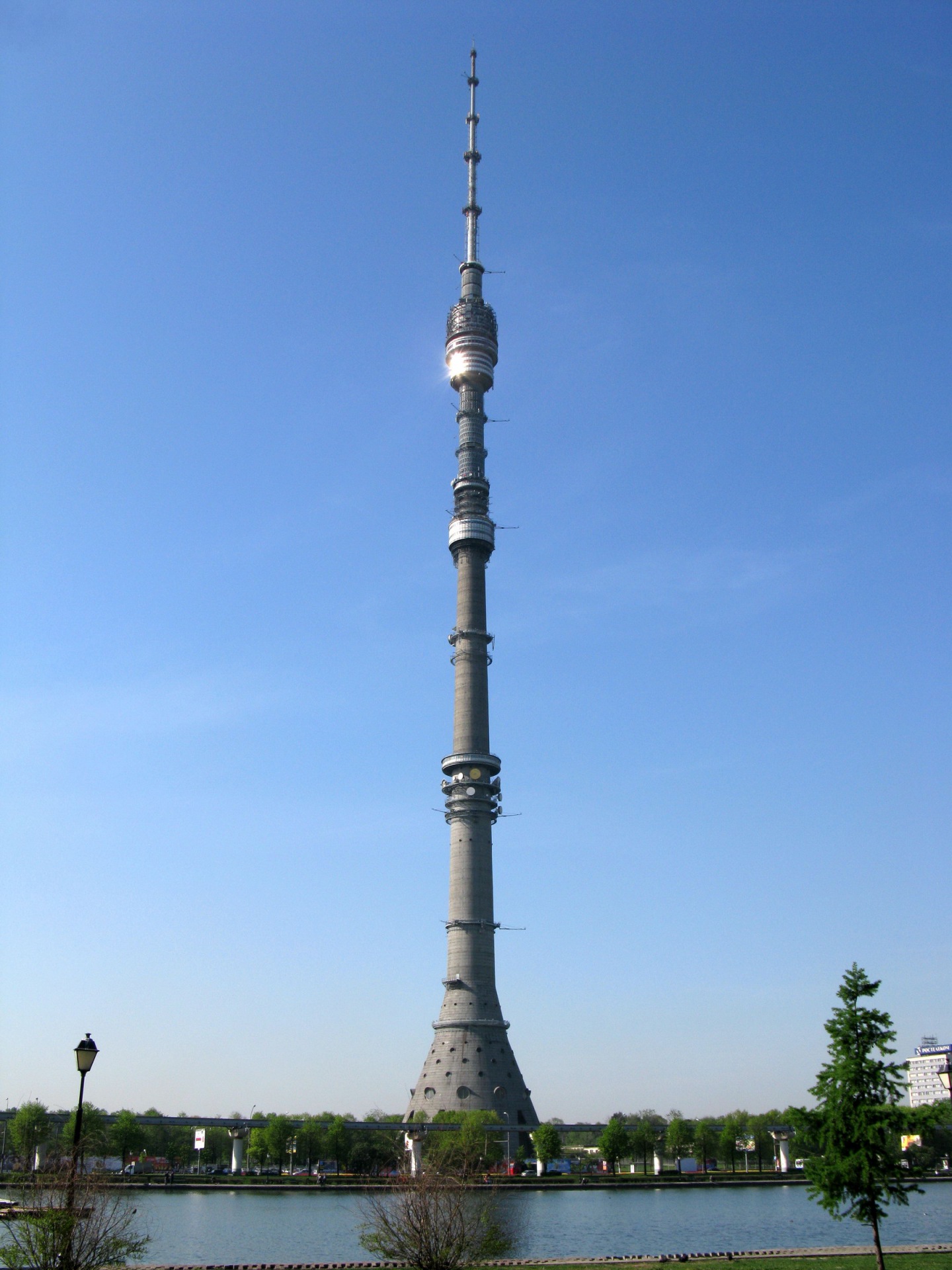 Останкинская телебашня - достопримечательности Москвы